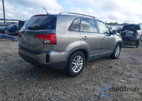 2015 Kia Sorento Lx из США, поврежденный, VIN 5XYKT4A64FG555689